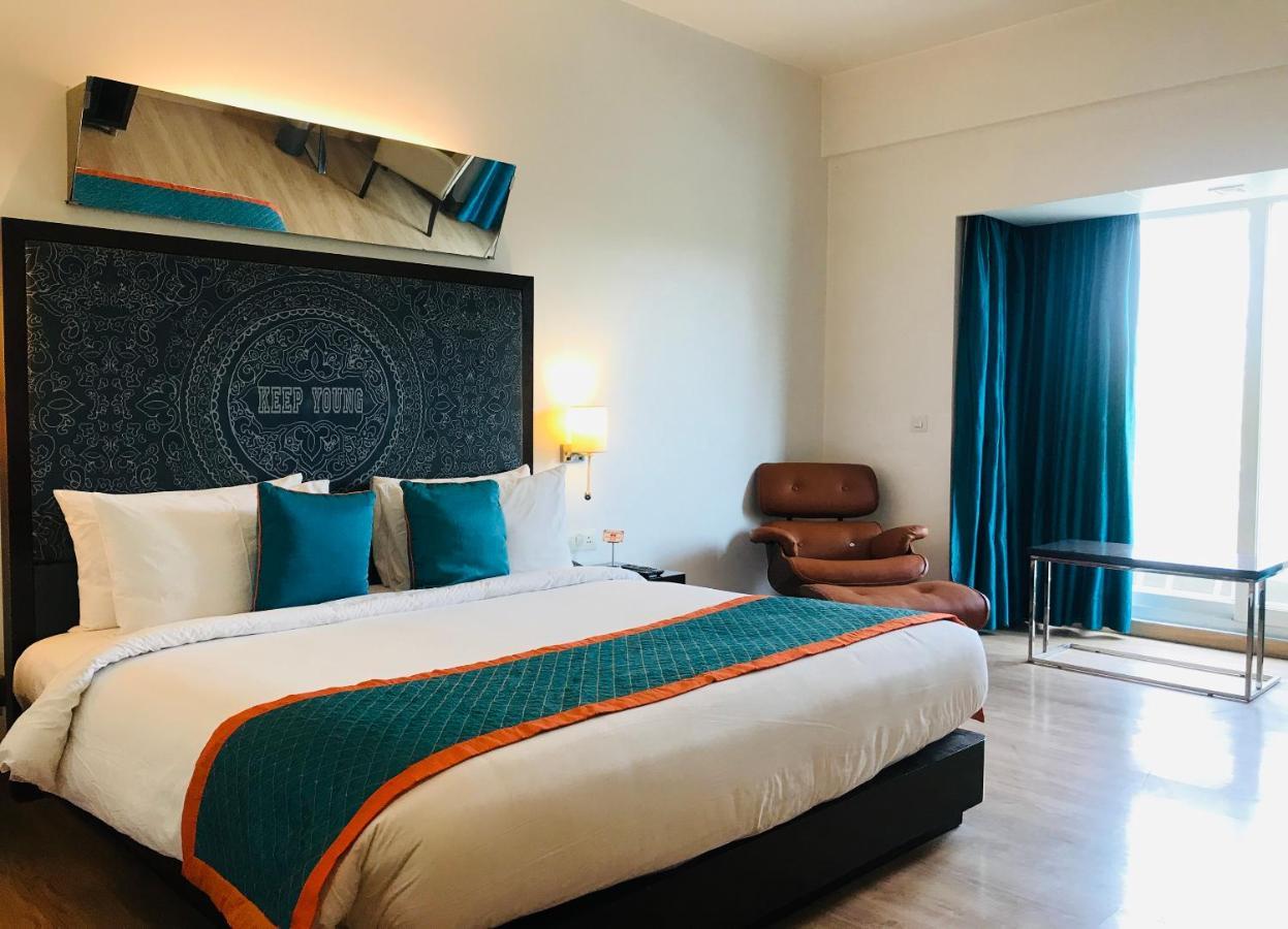 Golden Tulip City Centre Gurgaon Bagian luar foto