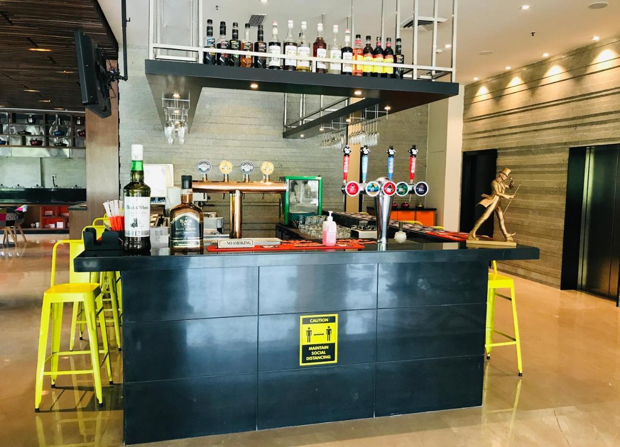 Golden Tulip City Centre Gurgaon Bagian luar foto