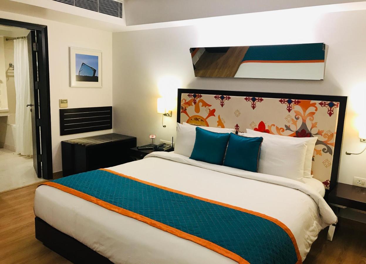 Golden Tulip City Centre Gurgaon Bagian luar foto