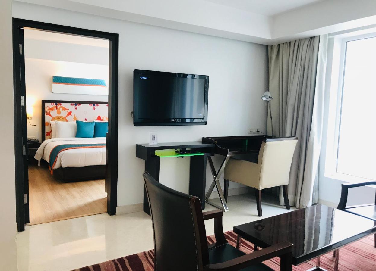 Golden Tulip City Centre Gurgaon Bagian luar foto