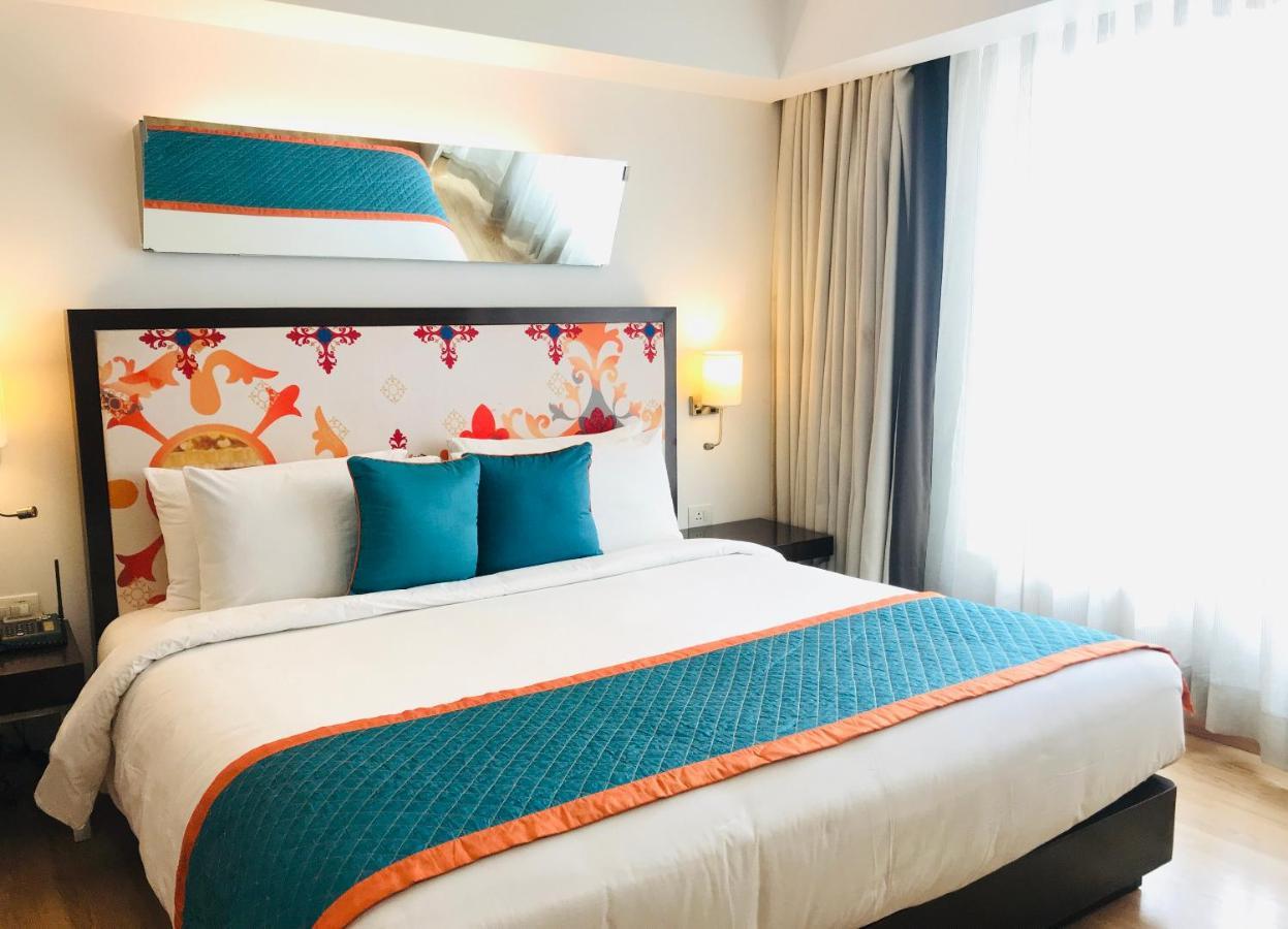 Golden Tulip City Centre Gurgaon Bagian luar foto