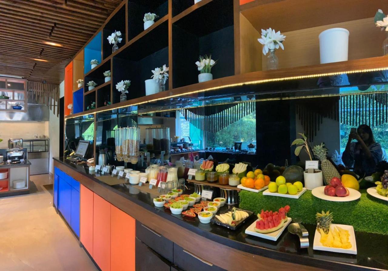 Golden Tulip City Centre Gurgaon Bagian luar foto